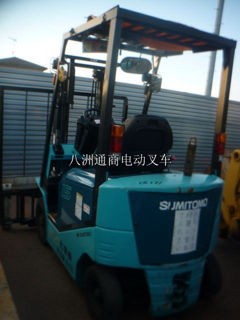 電動(dòng)叉車