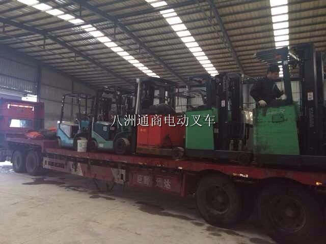 電動(dòng)叉車