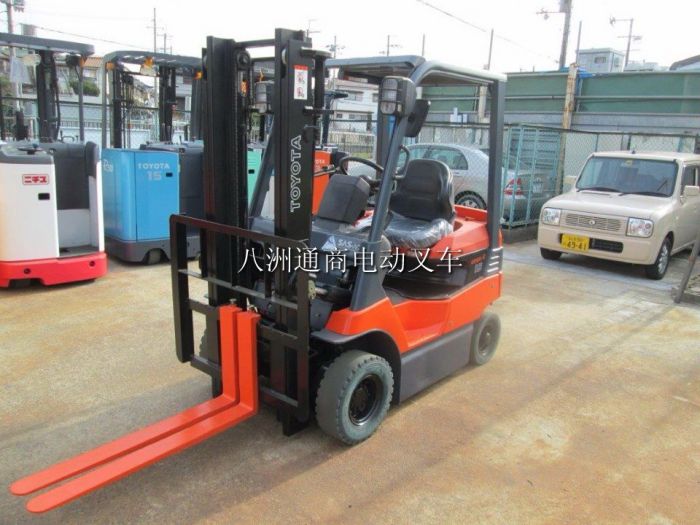 電動(dòng)叉車