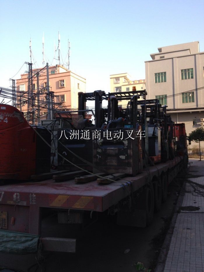 電動(dòng)叉車