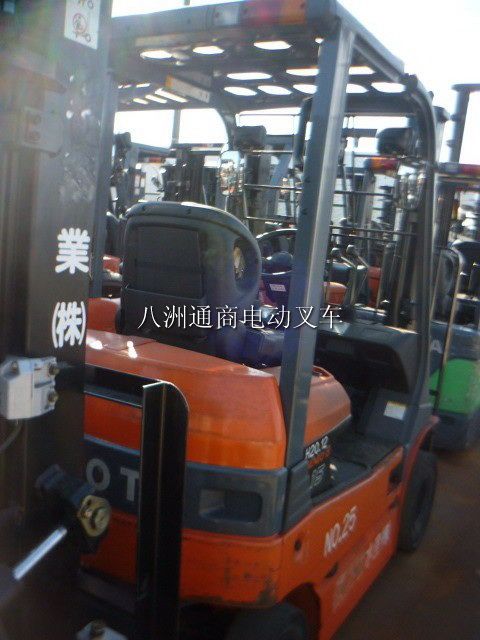 電動(dòng)叉車
