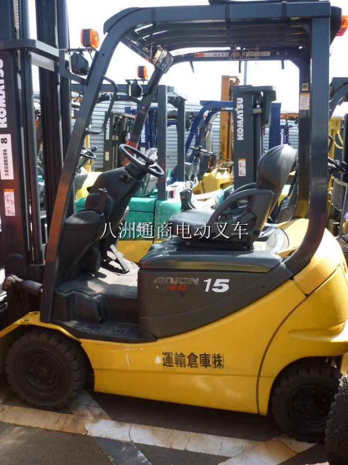 電動(dòng)叉車