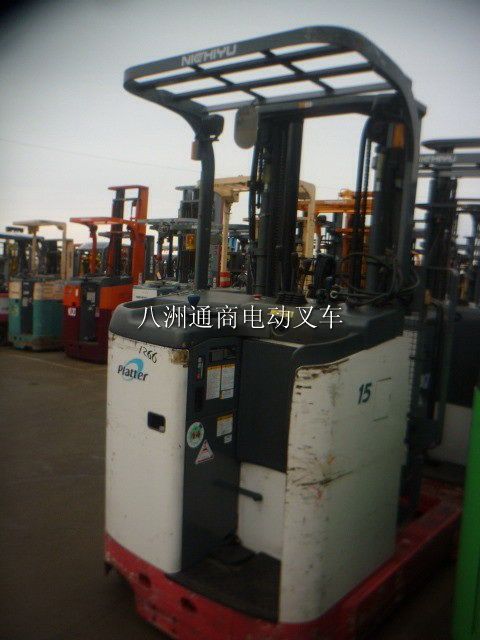 電動(dòng)叉車