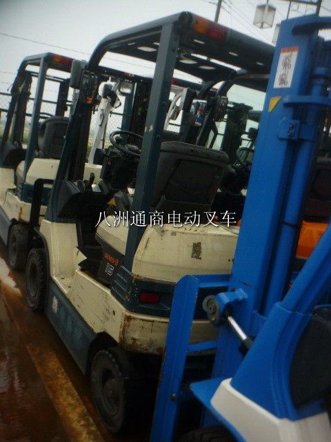 電動(dòng)叉車
