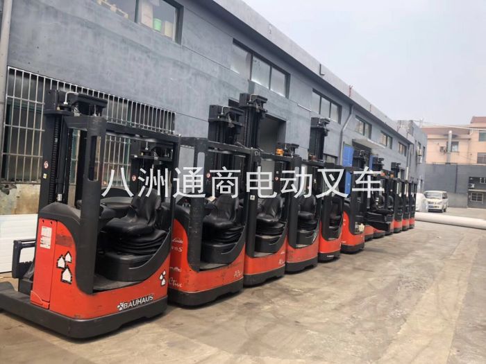 德國(guó)原裝進(jìn)口二手林德電動(dòng)叉車(chē) (5)